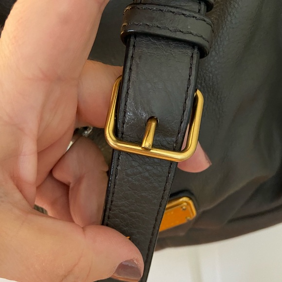 Marc by Marc Jacob’s Hillier Hobo Crossbody Grey EUC - Picture 5 of 14